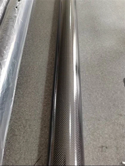 Звичайні чорні трубки з вуглецевого волокна